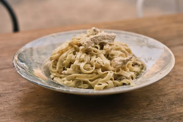 Italian dish with whitw sauce